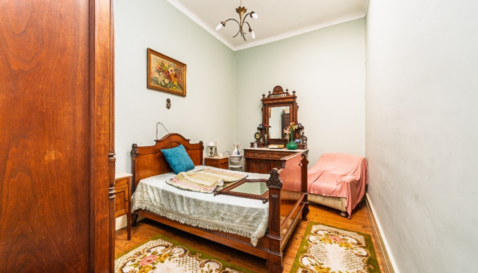 Edificio en el centro de Espinho en venta, Portugal_316541