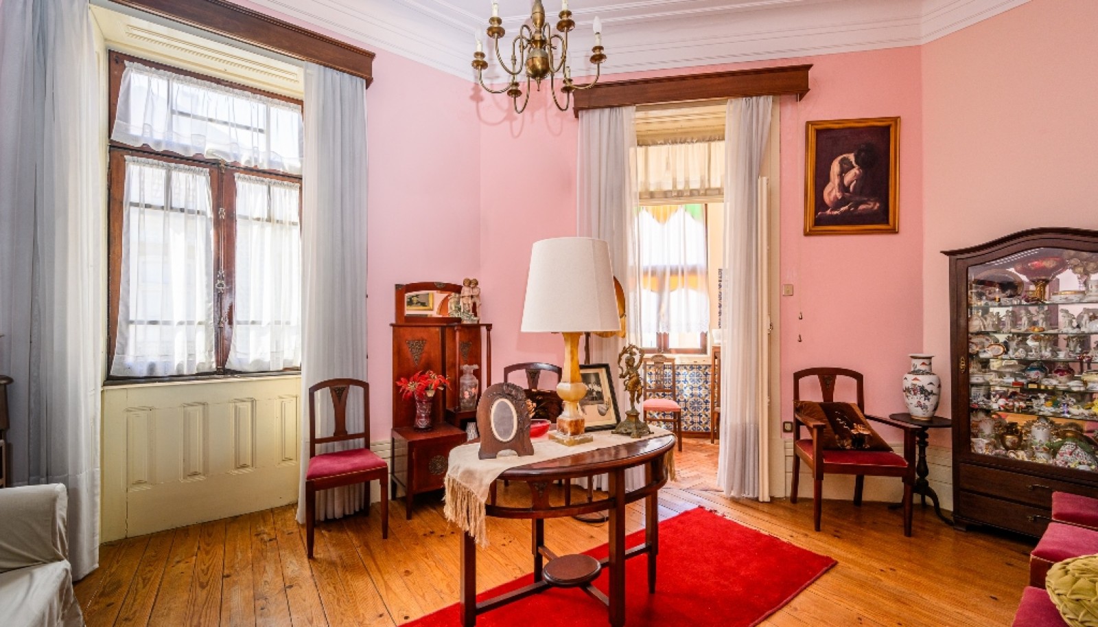 Edificio en el centro de Espinho en venta, Portugal_316546