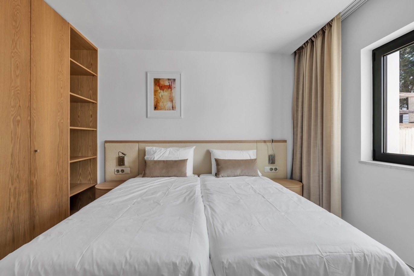 Apartamento T3, condomínio privado, para venda, em Carvoeiro, Algarve_318408