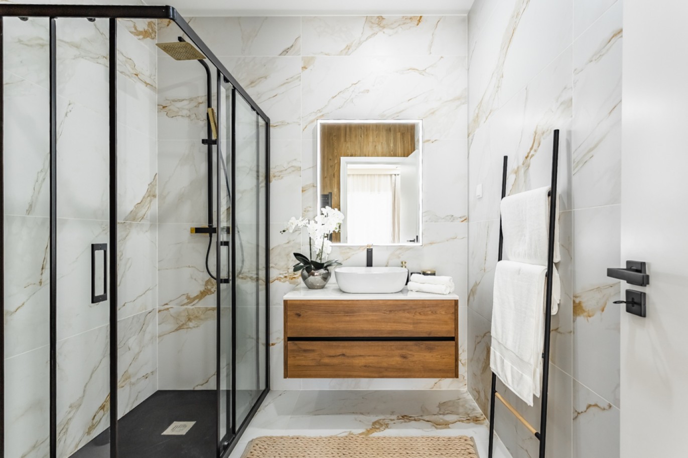 Apartamento T2 moderno para venda em Armação de Pera, Algarve_320056