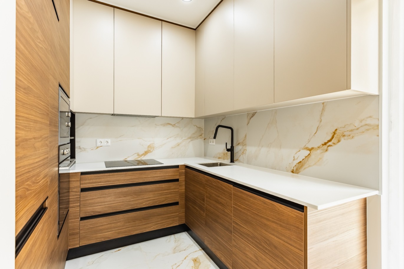 Apartamento T2 moderno para venda em Armação de Pera, Algarve_320069