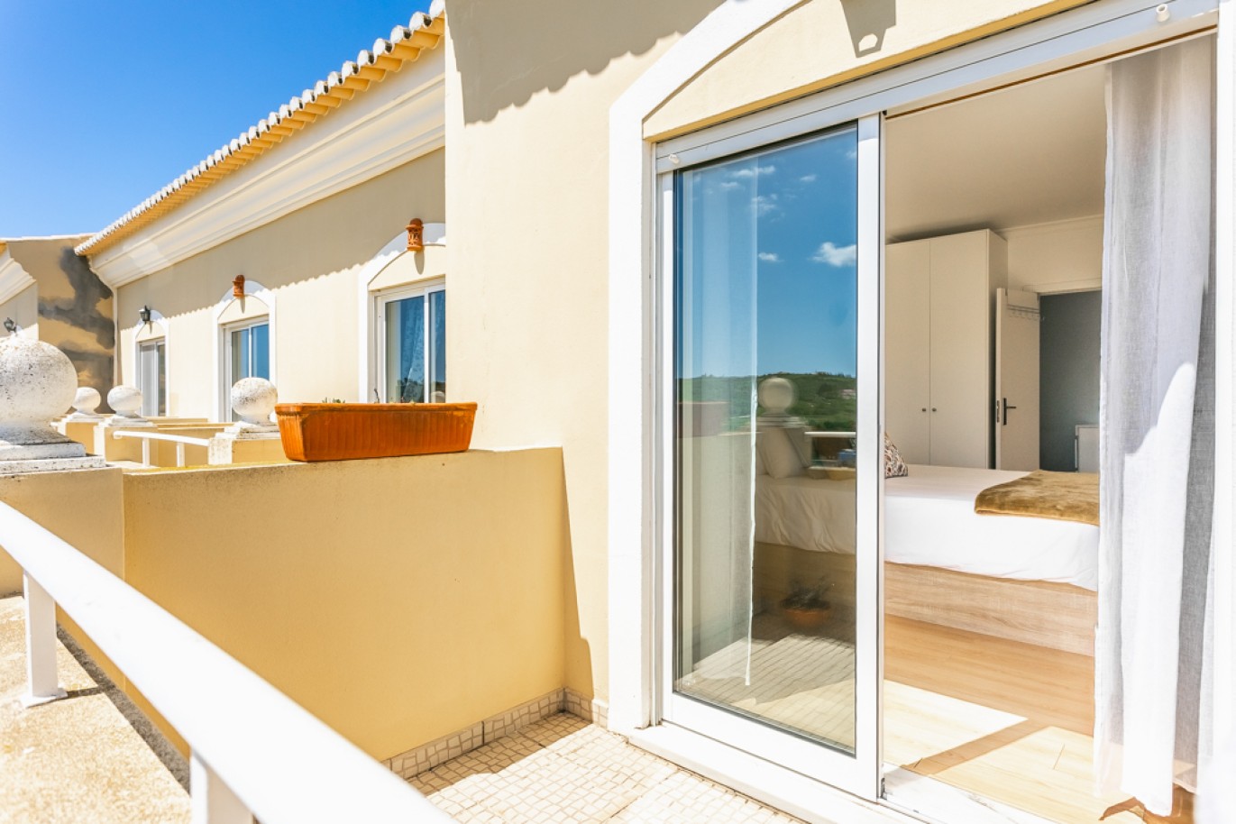 2-bedroom renovated Duplex for sale in Luz, Algarve, Portugal_321835