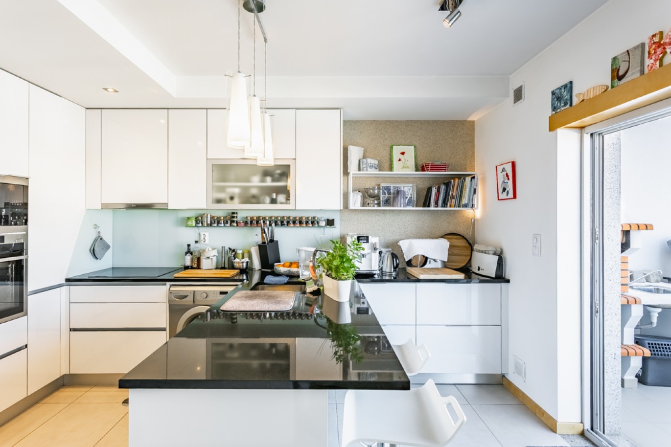 Apartamento T3 com garagem para venda em Lagos, Algarve_321905