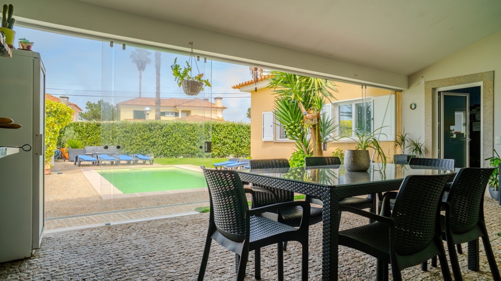 Vier Schlafzimmer Villa mit Pool zu verkaufen in Esmoriz, Portugal_321964