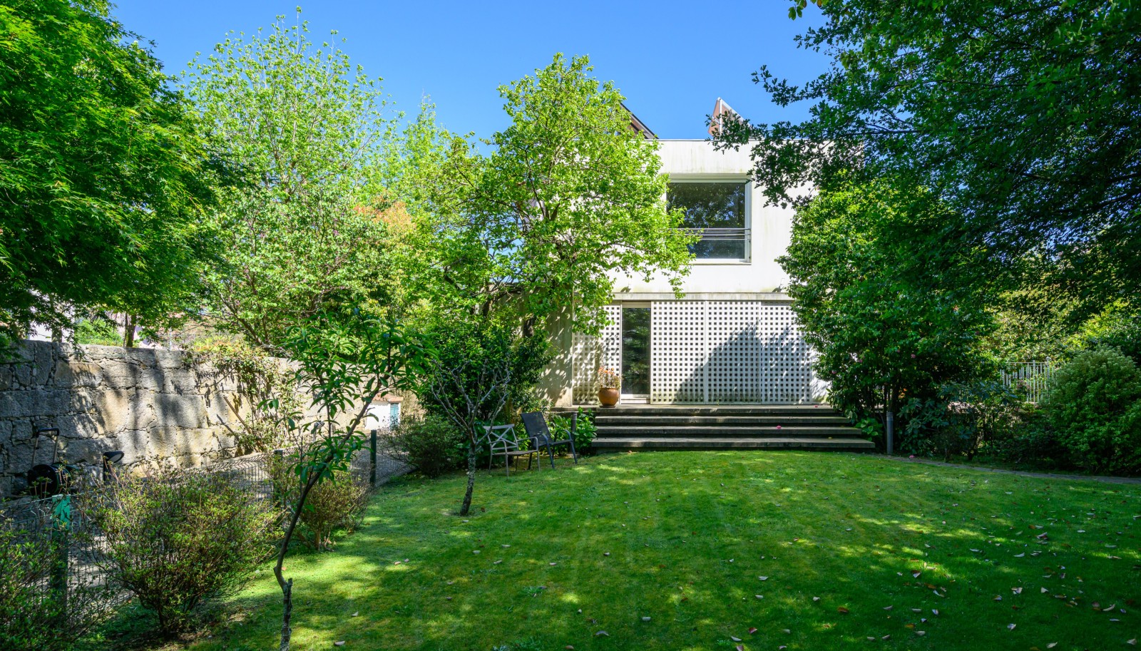 Six-bedroom villa with garden for sale in Campo Alegre, Porto, Portugal_322166