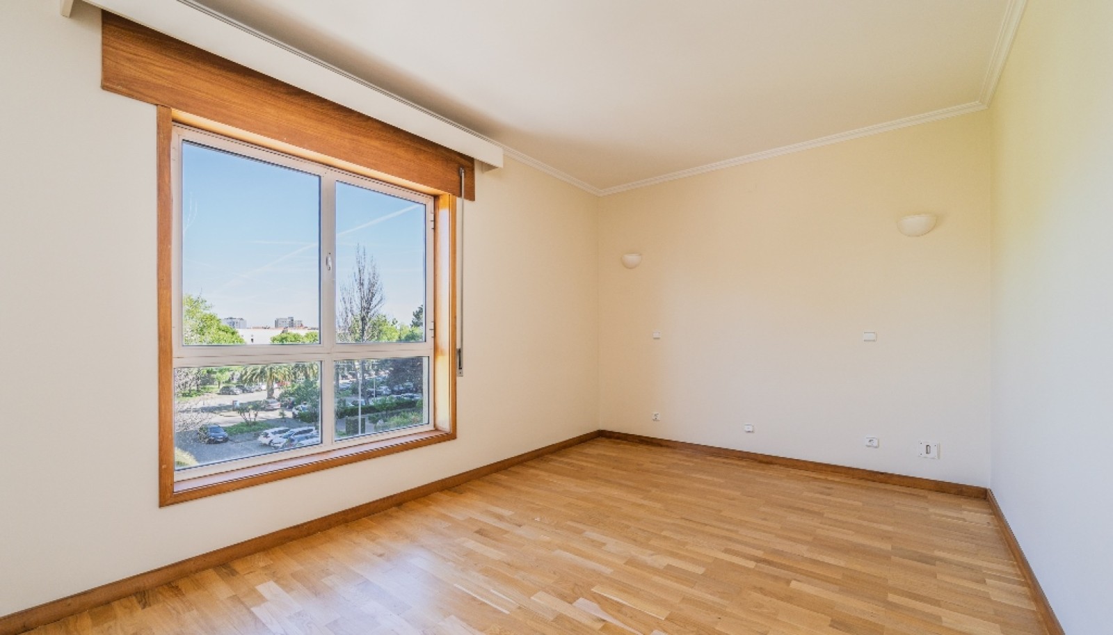 Four+one bedroom apartment with sea views for rent in Porto, Portugal_322268