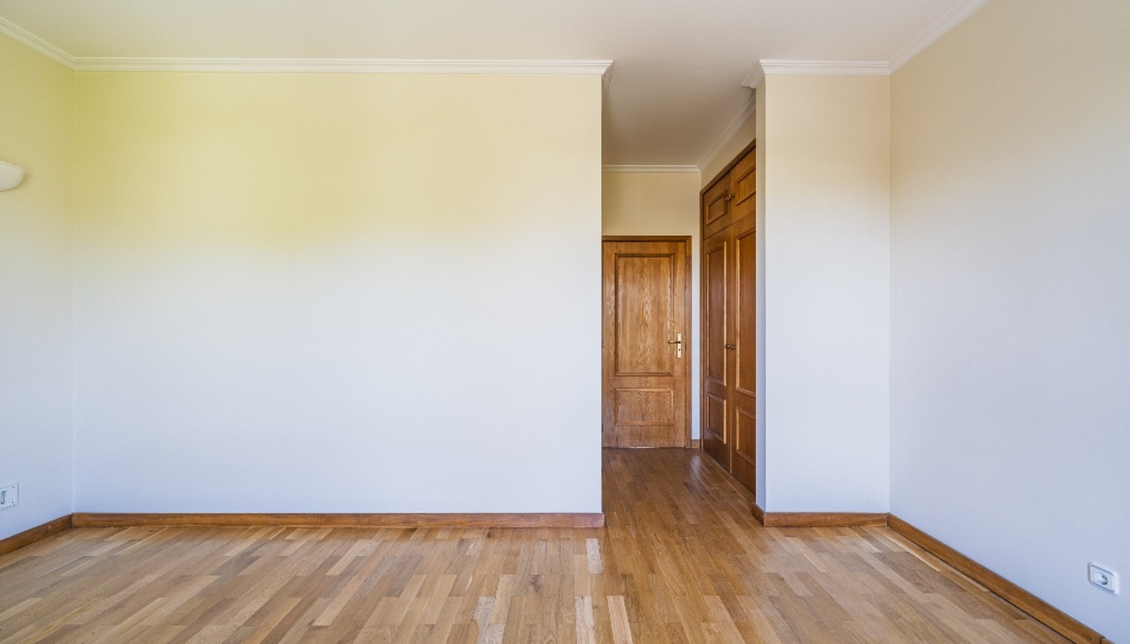 Four+one bedroom apartment with sea views for rent in Porto, Portugal_322270