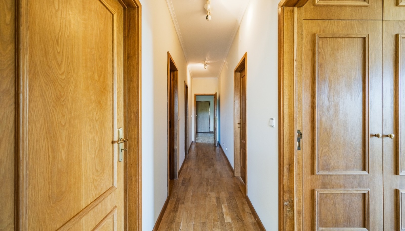 Four+one bedroom apartment with sea views for rent in Porto, Portugal_322272