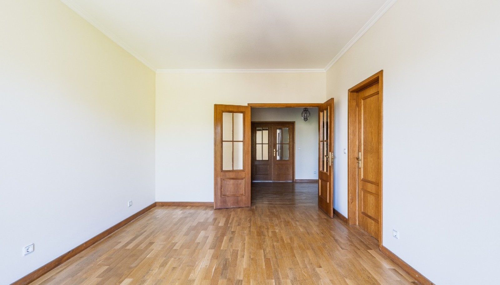 Four+one bedroom apartment with sea views for rent in Porto, Portugal_322278