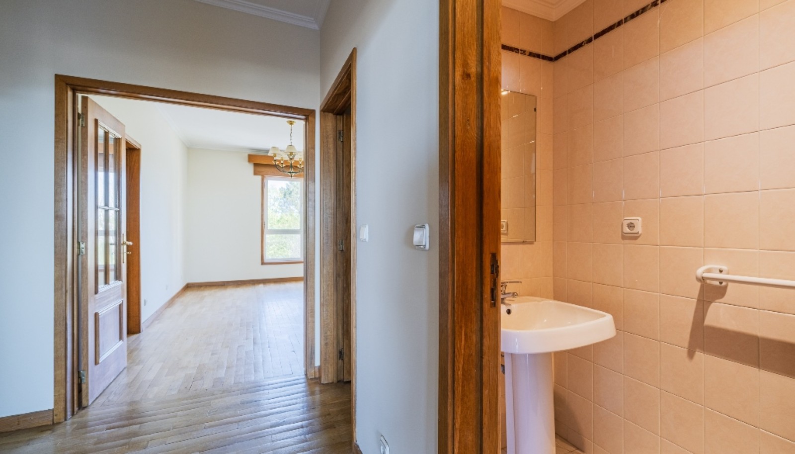 Four+one bedroom apartment with sea views for rent in Porto, Portugal_322279