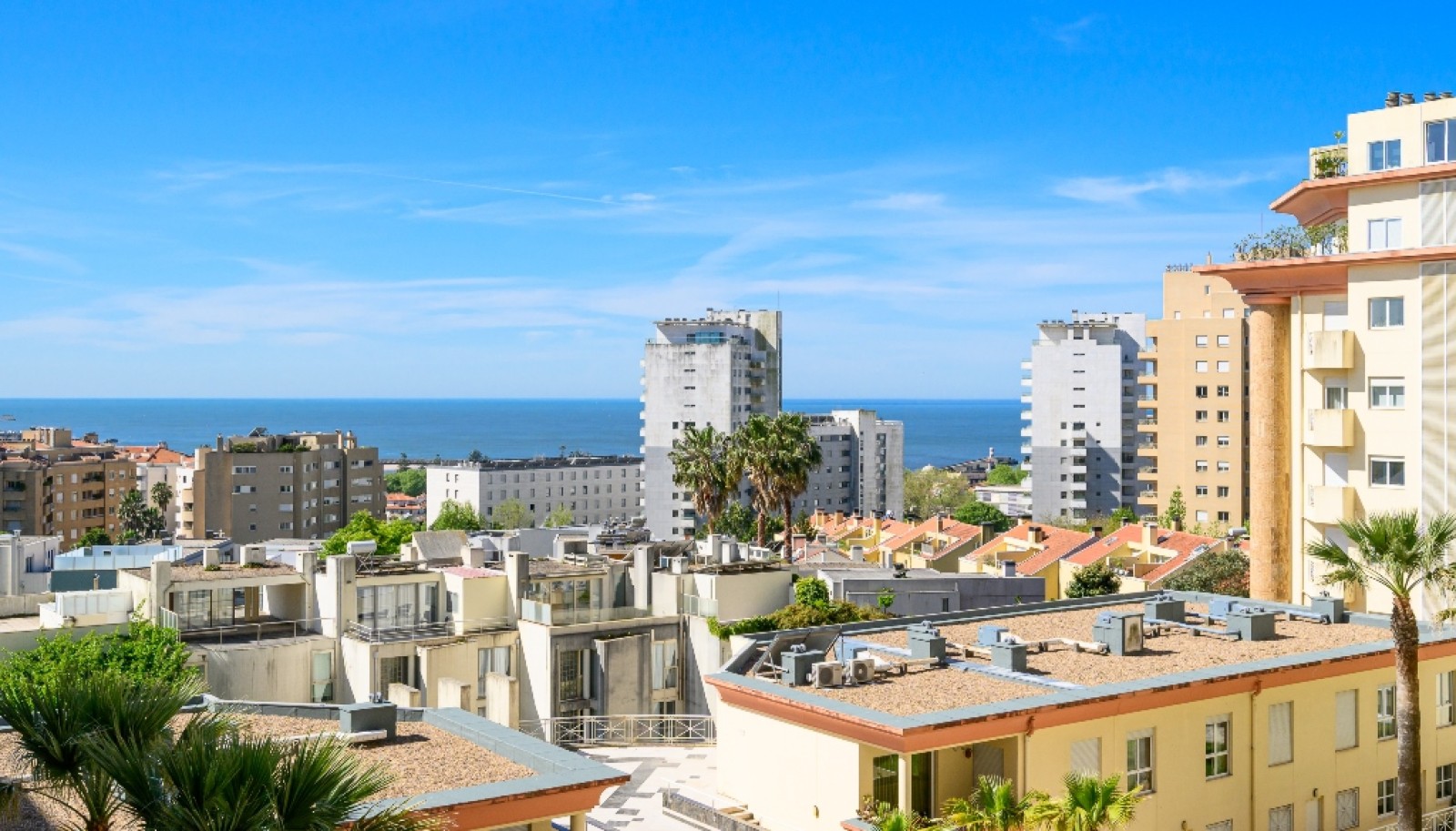 Four+one bedroom apartment with sea views for rent in Porto, Portugal_322296
