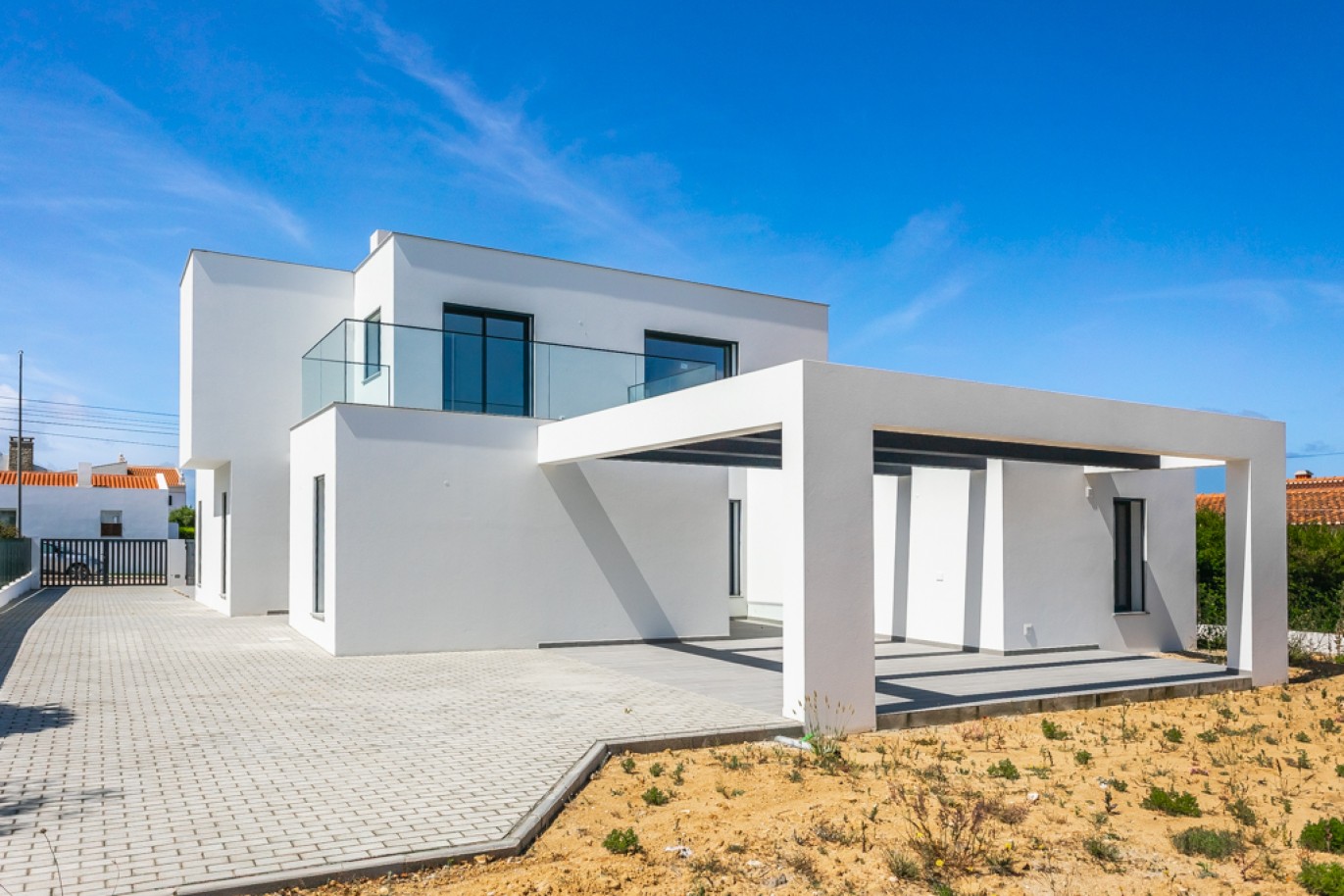 Modern 3-bedroom Villa with pool for sale Aljezur, Algarve, Portugal_323277