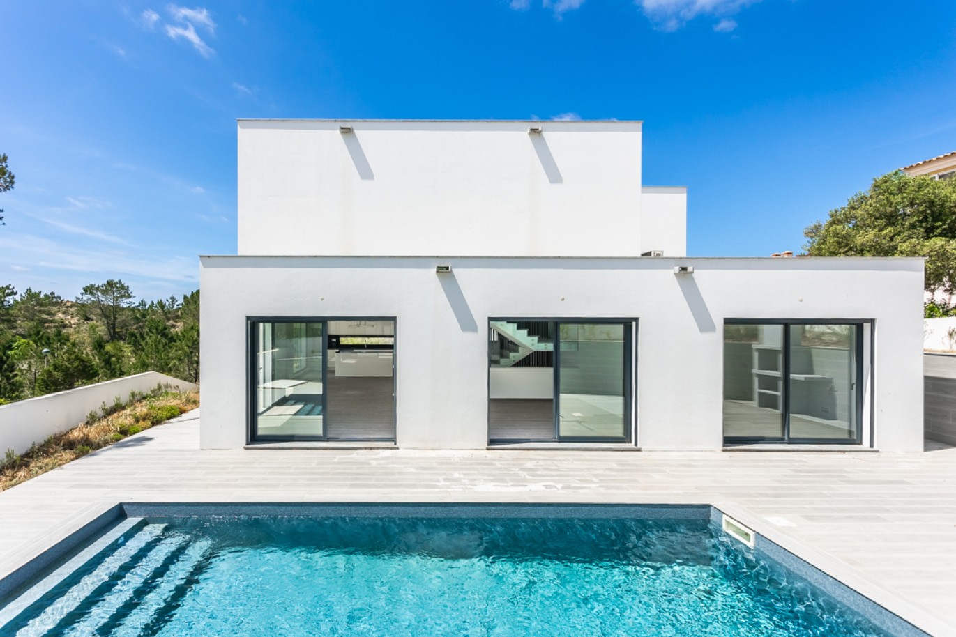 Moderna Moradia com piscina para venda em Aljezur, Algarve, Portugal_323398