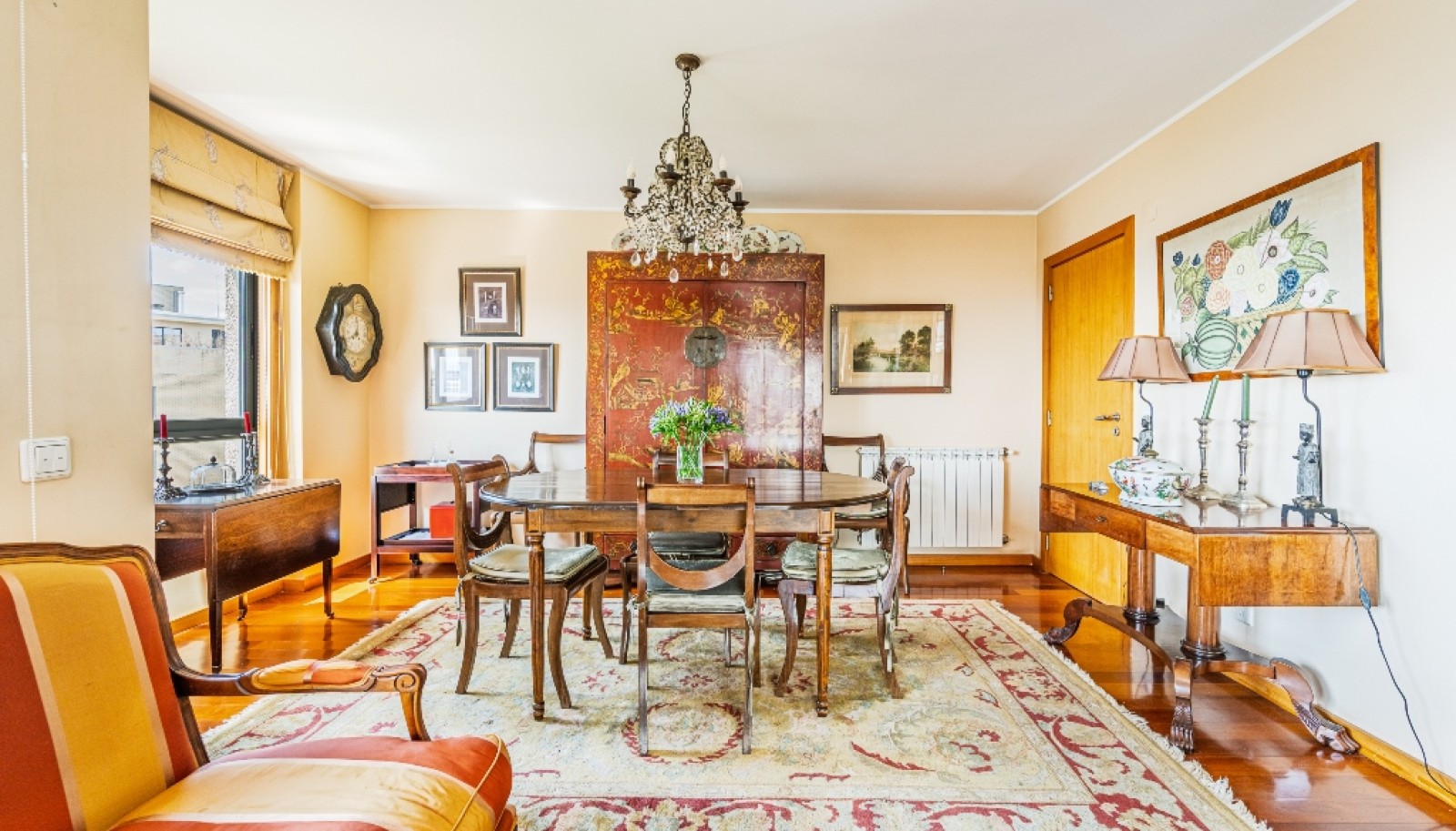 Four+one bedroom apartment with sea views for sale in Porto, Portugal_323417