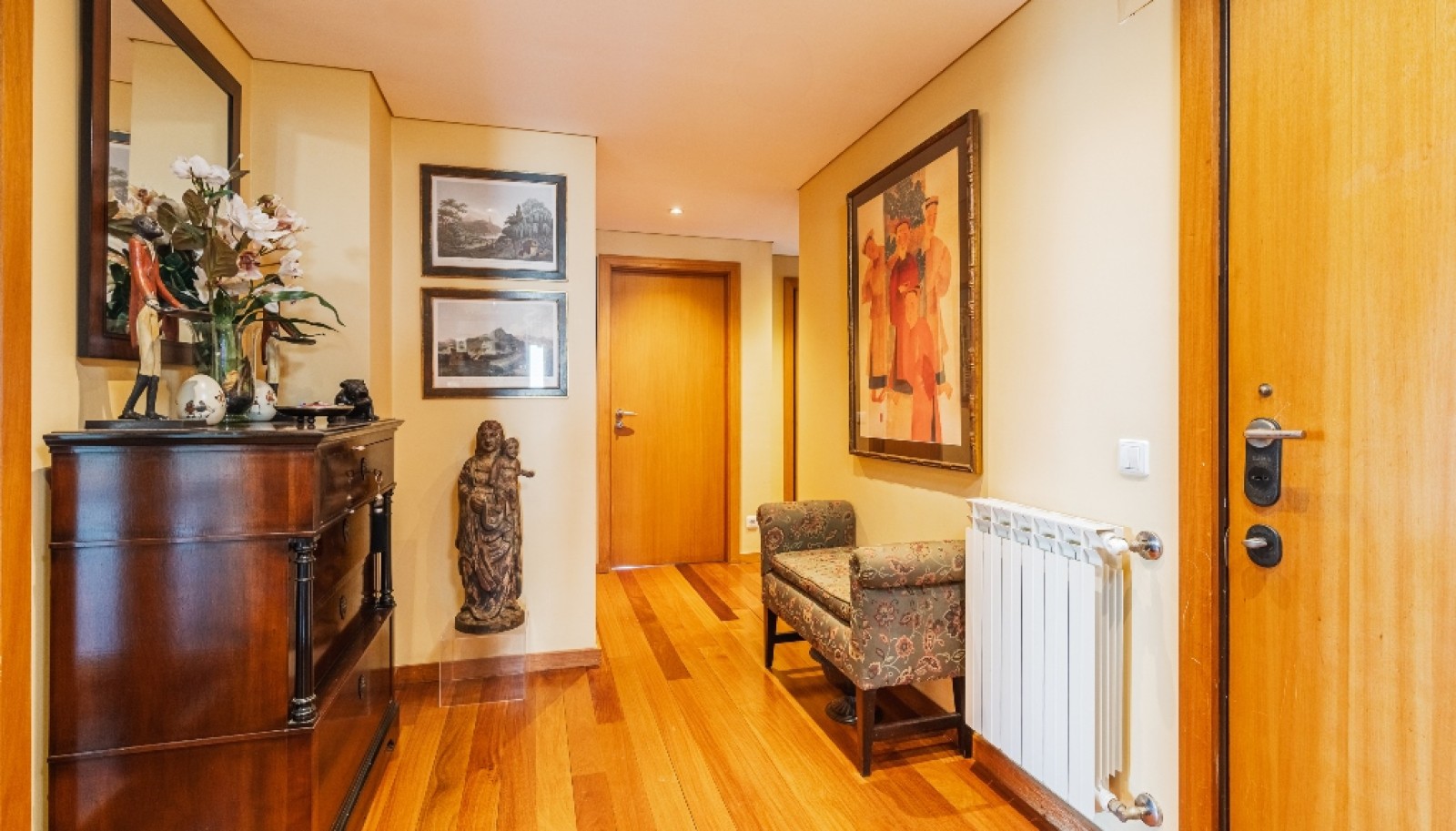 Four+one bedroom apartment with sea views for sale in Porto, Portugal_323422