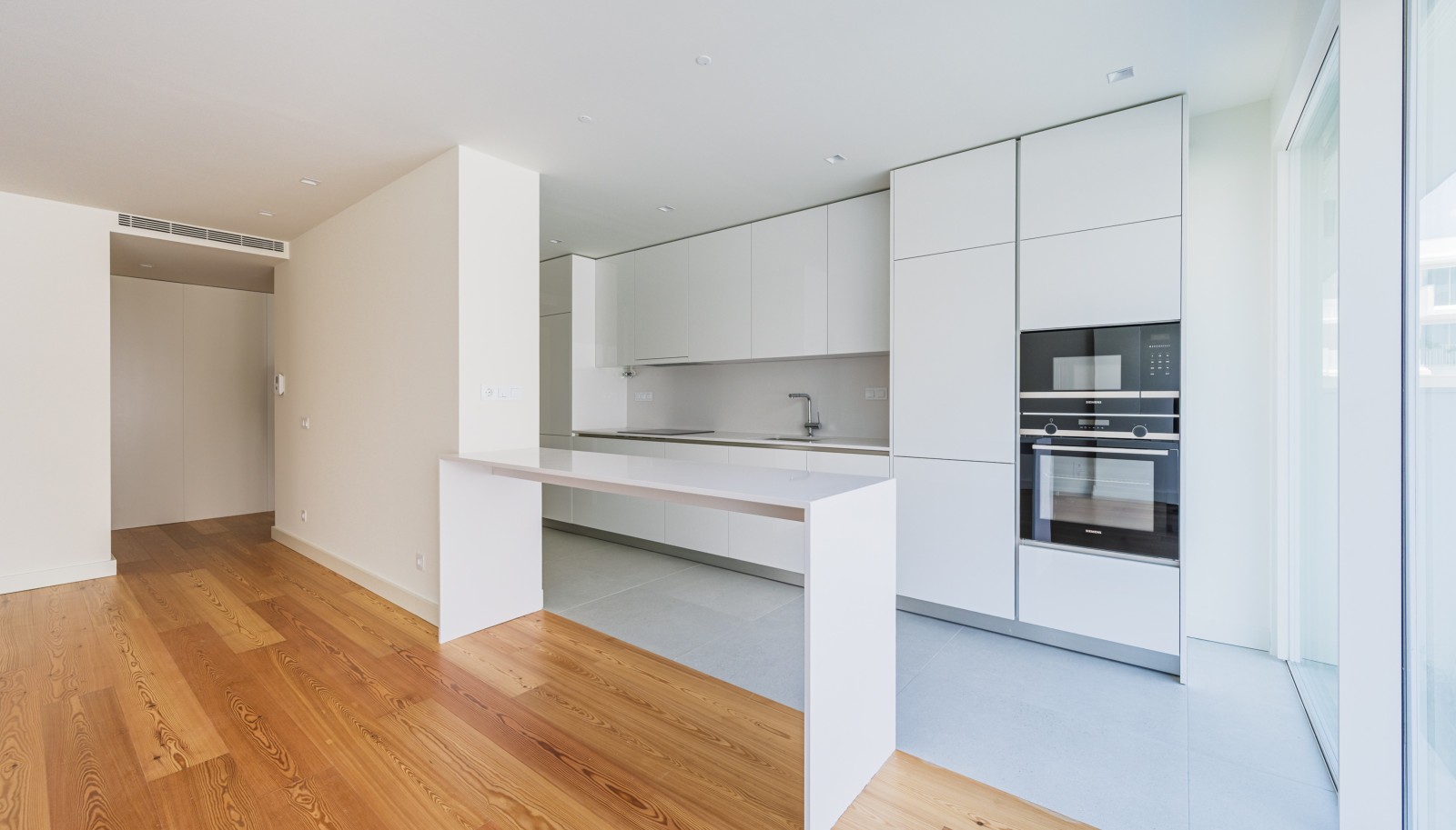 Piso nuevo de 2 dormitorios con jardín en venta en Matosinhos, Portugal_324232