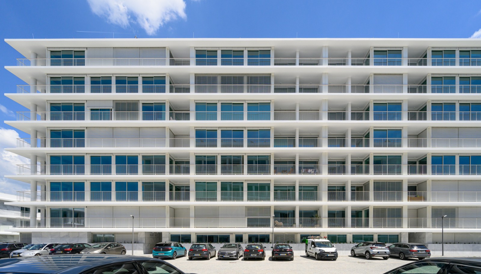 Piso nuevo de 2 dormitorios con jardín en venta en Matosinhos, Portugal_324248
