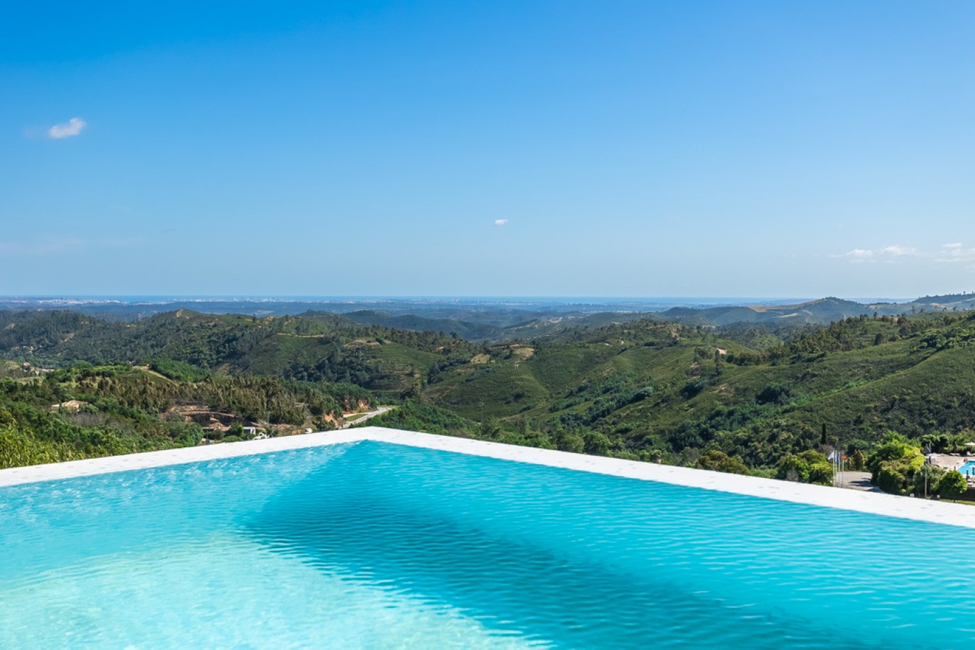 Three-Bedroom Villa with pool for sale in Monchique, Algarve, Portugal_324751