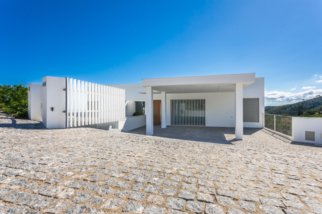 Three-Bedroom Villa with pool for sale in Monchique, Algarve, Portugal_324756