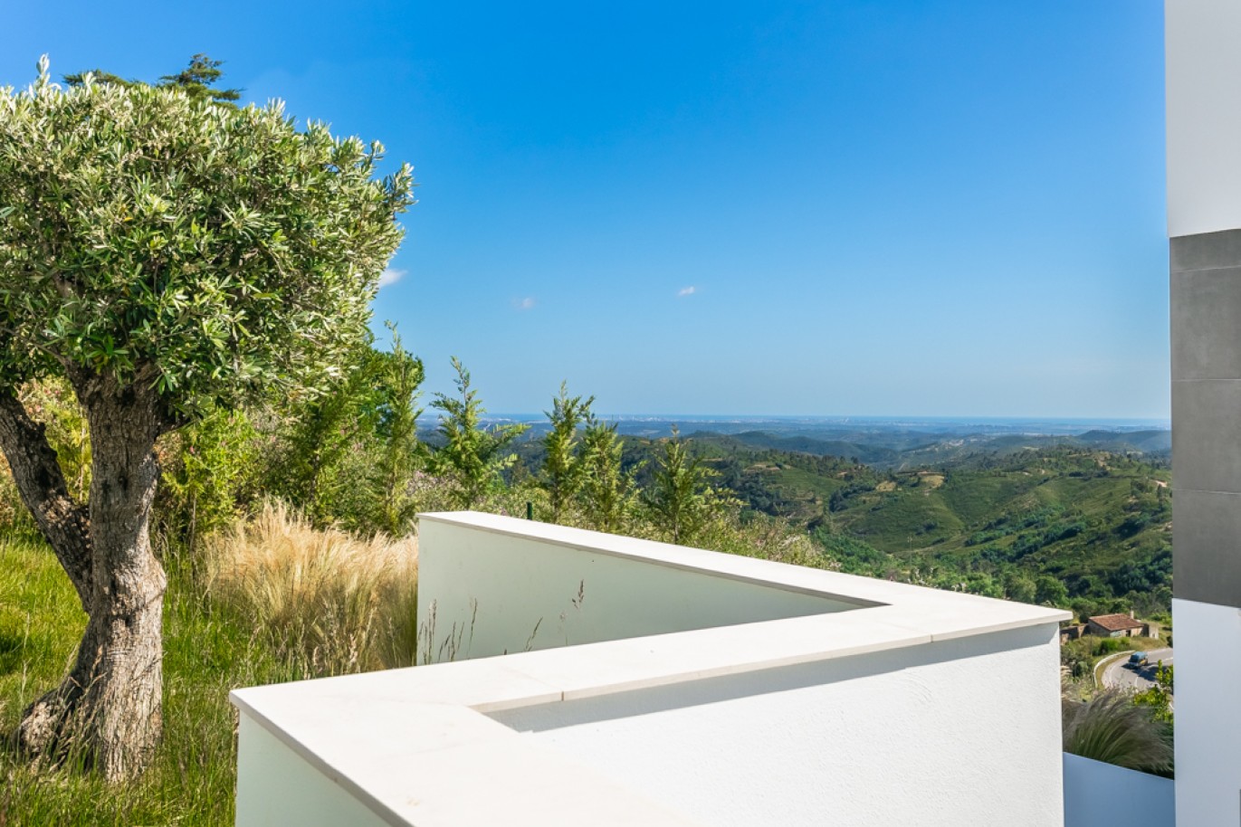 Three-Bedroom Villa with pool for sale in Monchique, Algarve, Portugal_324758