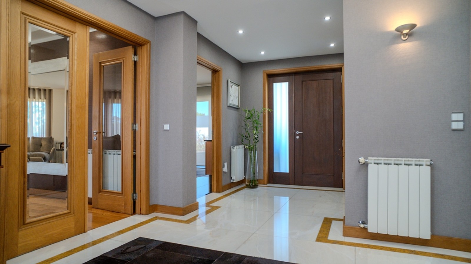 Four bedroom villa with pool for sale in Santa Maria da Feira, Portugal_324783