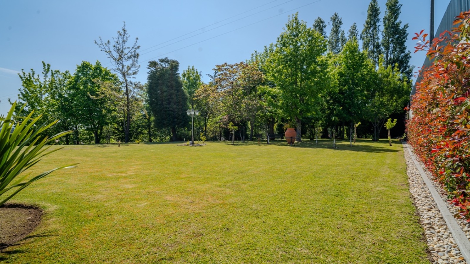 Four bedroom villa with pool for sale in Santa Maria da Feira, Portugal_324824
