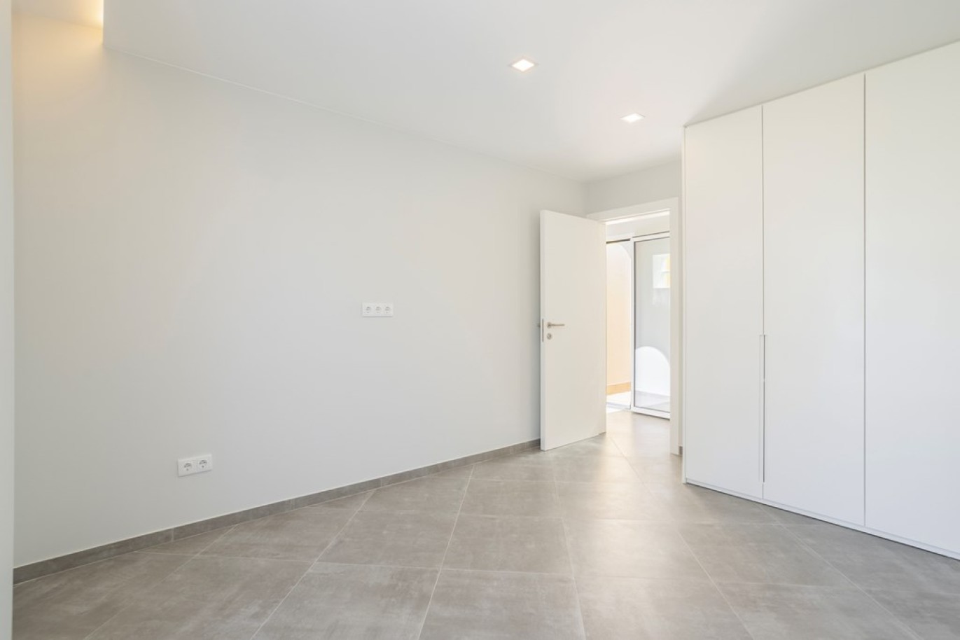3-bedroom villa in condominium, for sale, Vilamoura, Algarve, Portugal_324871