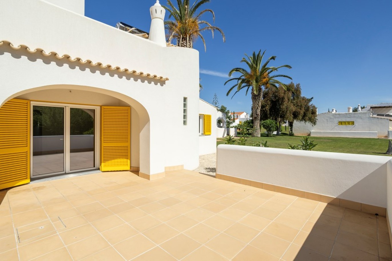 3-bedroom villa in condominium, for sale, Vilamoura, Algarve, Portugal_324881
