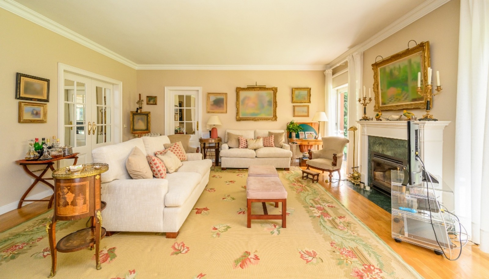 Elegant 5+2 bedroom villa next to Serralves, for sale, in Porto, Portugal_325192