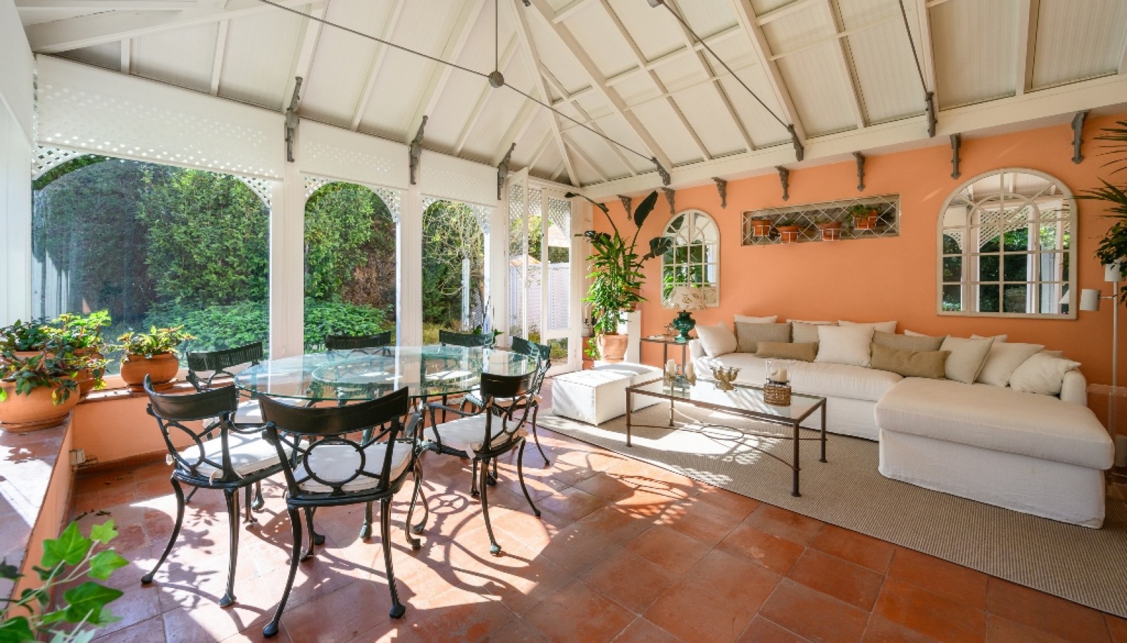 Elegant 5+2 bedroom villa next to Serralves, for sale, in Porto, Portugal_325215