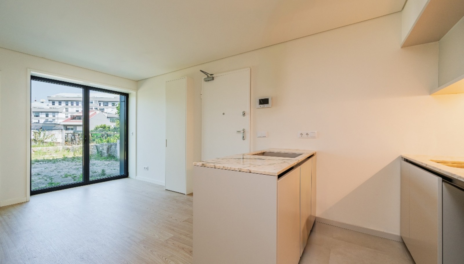 Apartamento novo com jardim, para venda, no Centro do Porto_325716