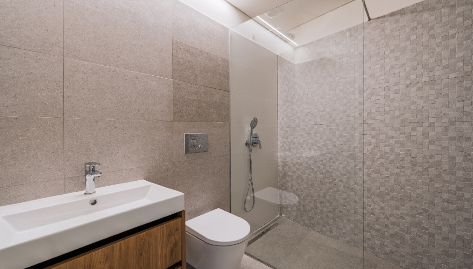 Apartamento novo com jardim, para venda, no Centro do Porto_325719