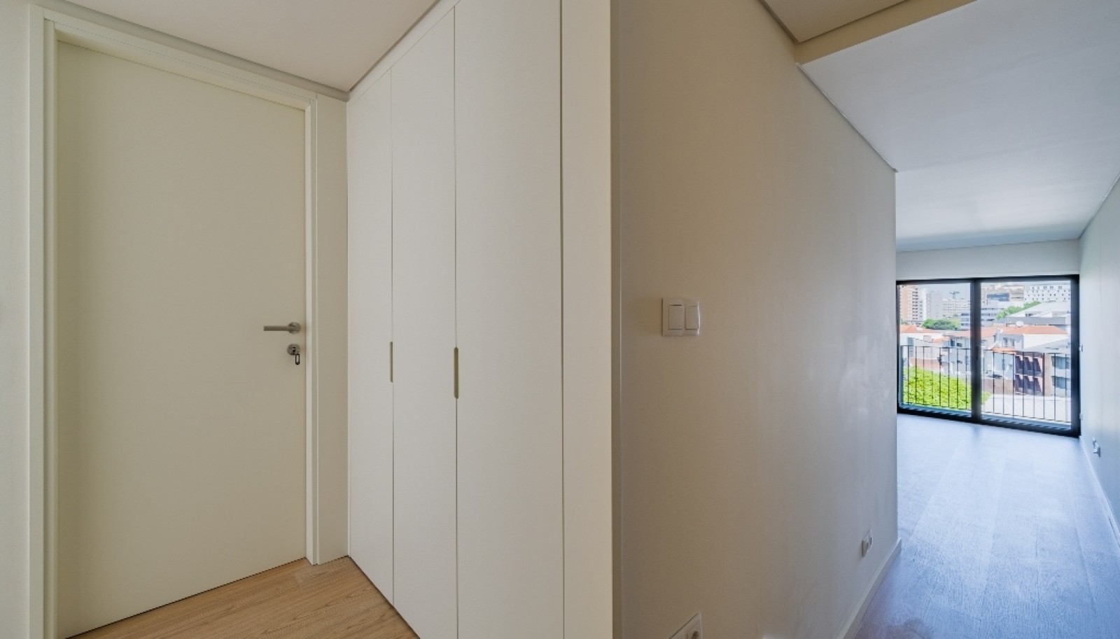 New apartment with balcony, for sale, in the Centre of Porto, Portugal_325763