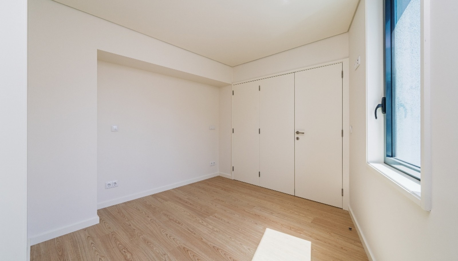 Apartamento novo com terraço, para venda, no Centro do Porto_325822