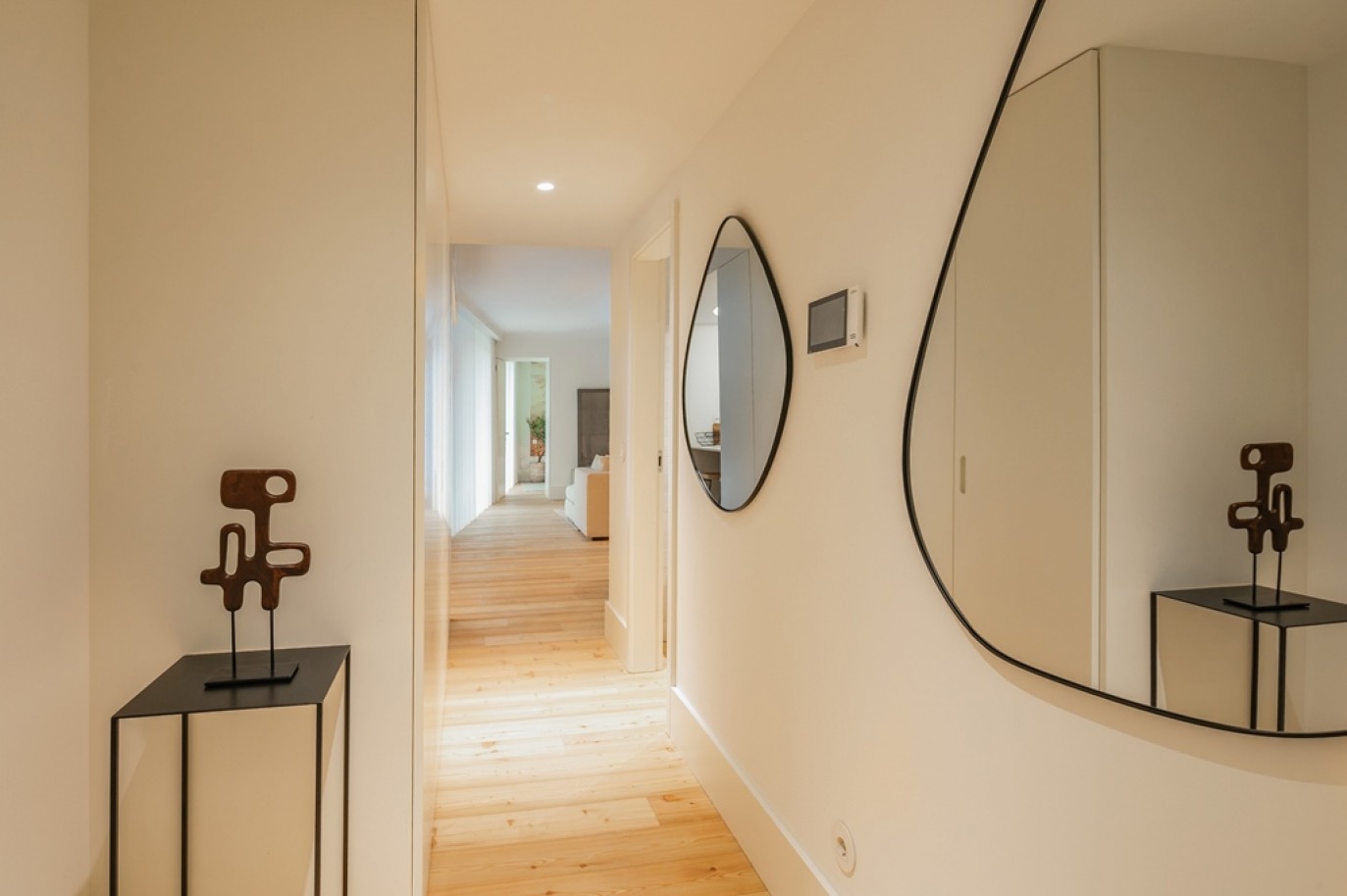 New Penthouse with pool and terrace, for sale, in the center of Porto, Portugal_326169
