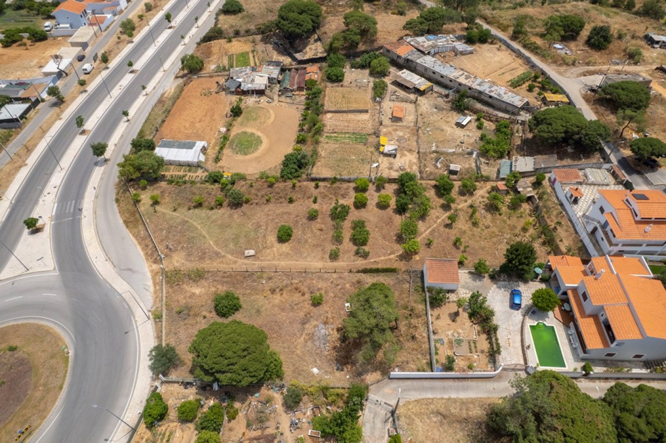 Mixed land for sale in Quarteira, Algarve, Portugal_326696