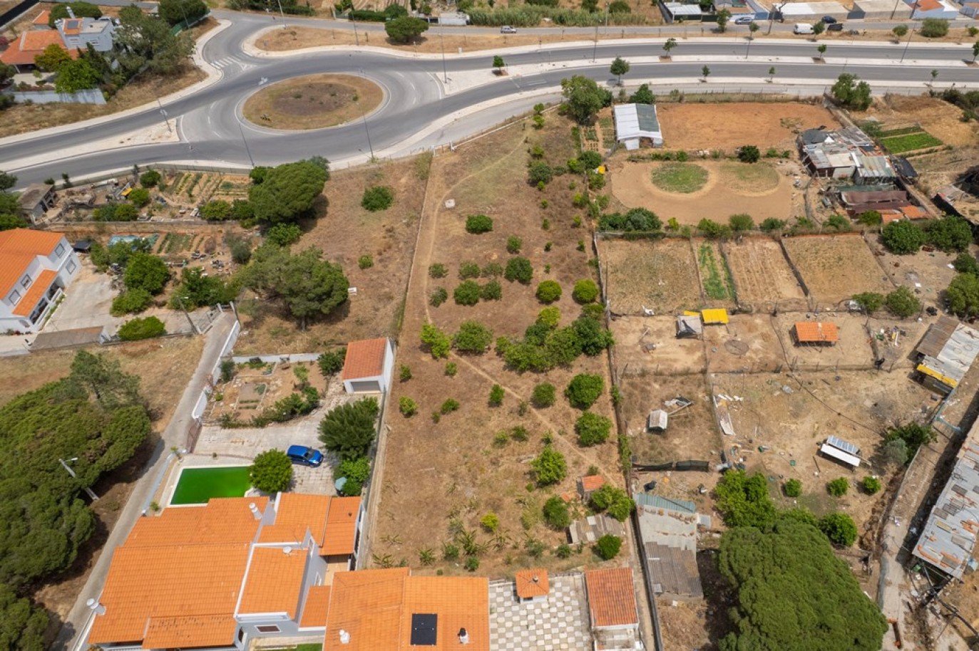 Mixed land for sale in Quarteira, Algarve, Portugal_326702