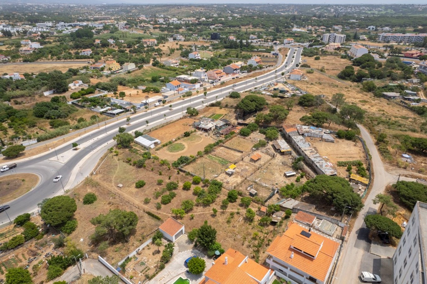 Mixed land for sale in Quarteira, Algarve, Portugal_326704