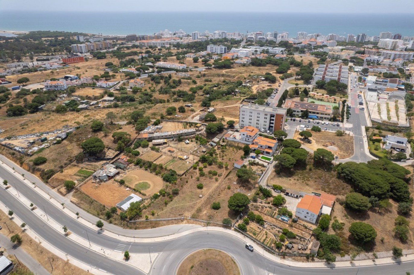 Mixed land for sale in Quarteira, Algarve, Portugal_326706