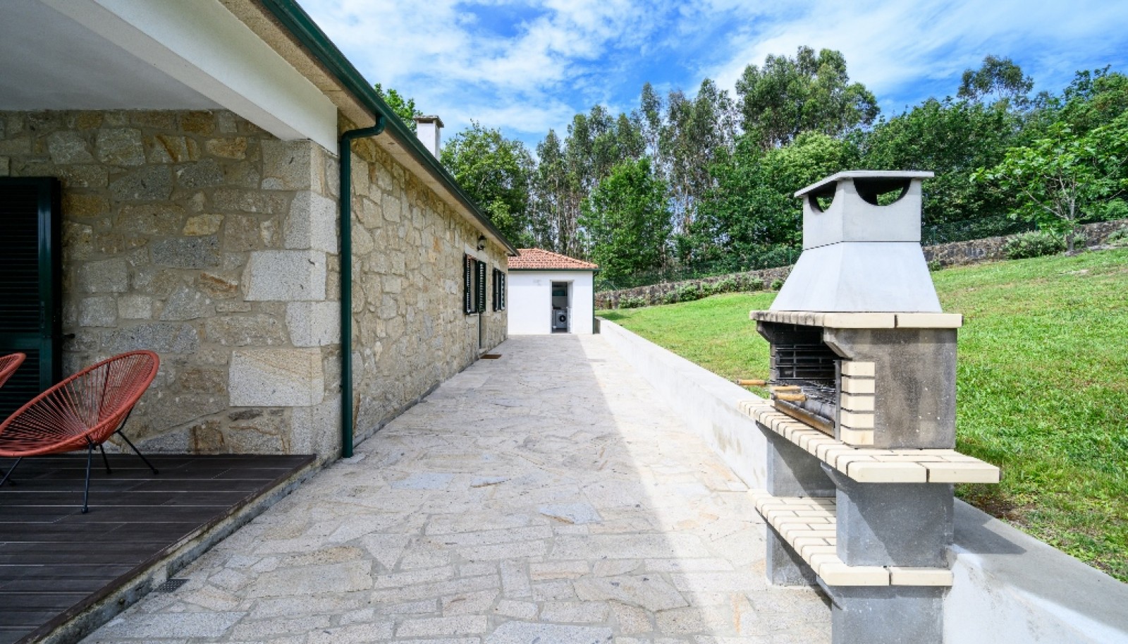 Moradia V3, com jardim e piscina, em Paredes de Coura, Portugal_328281