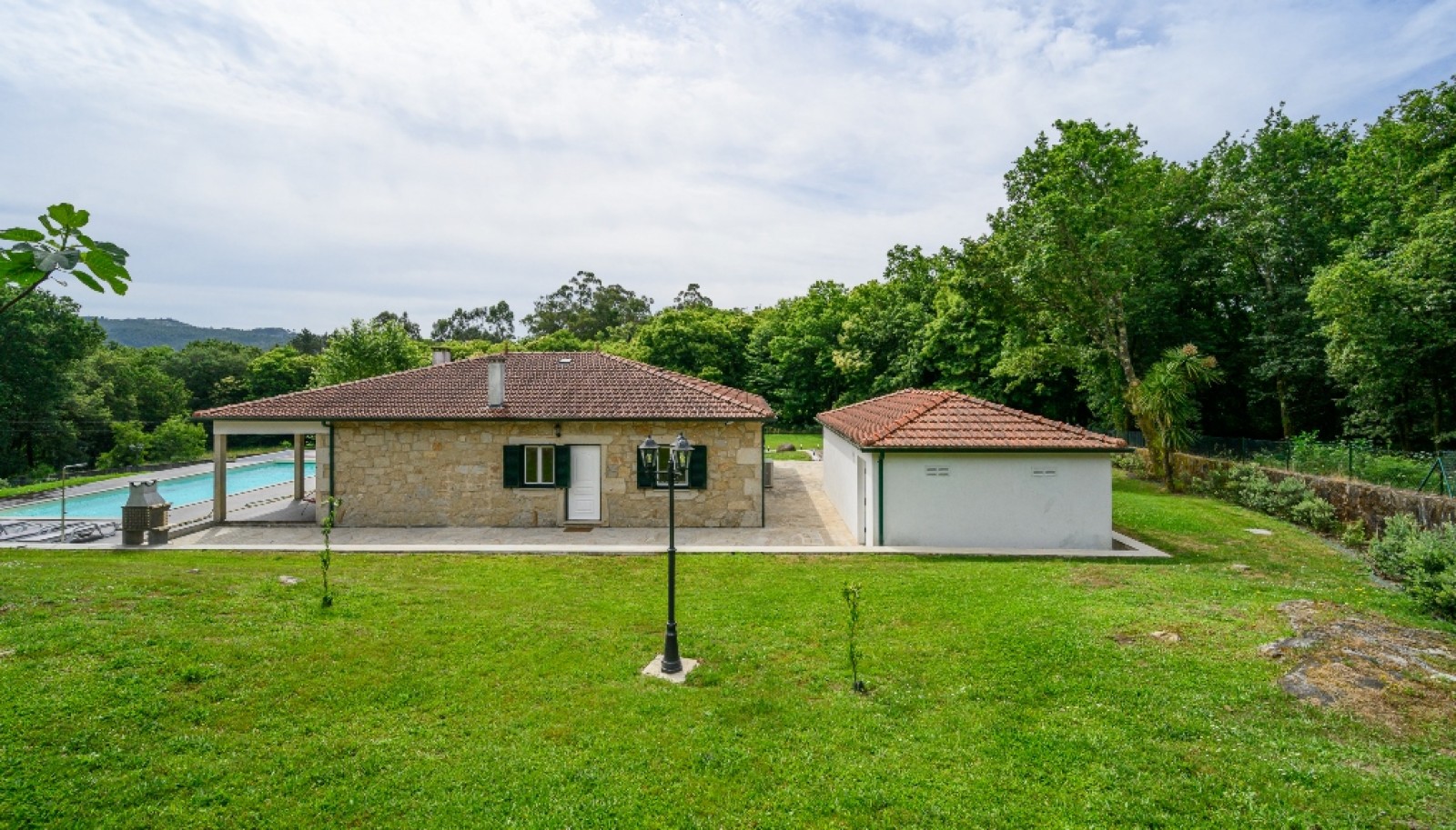 Moradia V3, com jardim e piscina, em Paredes de Coura, Portugal_328284