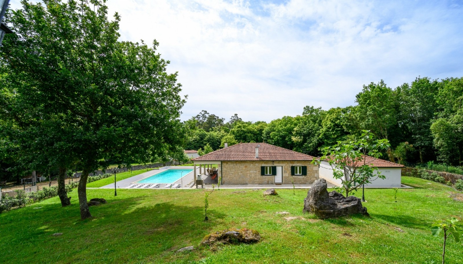 Three bedroom villa with garden and pool in Paredes de Coura, Portugal_328285