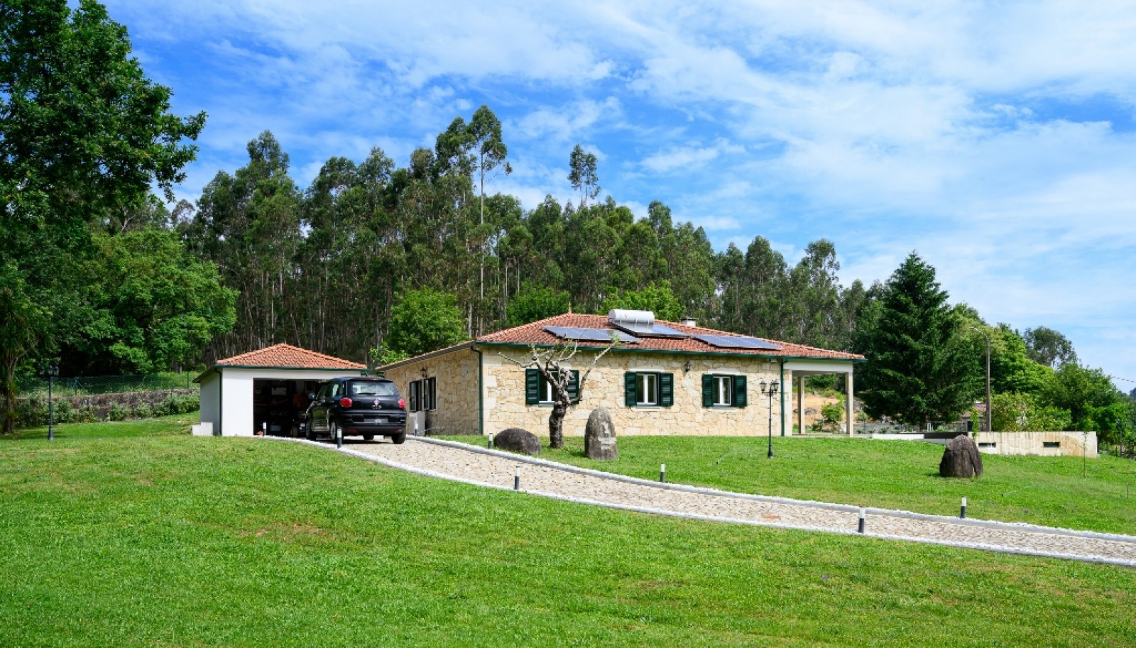 Moradia V3, com jardim e piscina, em Paredes de Coura, Portugal_328287