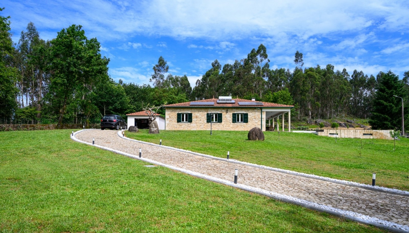 Moradia V3, com jardim e piscina, em Paredes de Coura, Portugal_328288