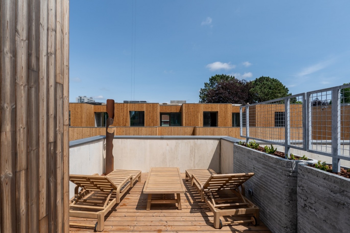 Moradia V4+1 com jardim e varandas em condomínio de luxo no Foco, Porto_329087