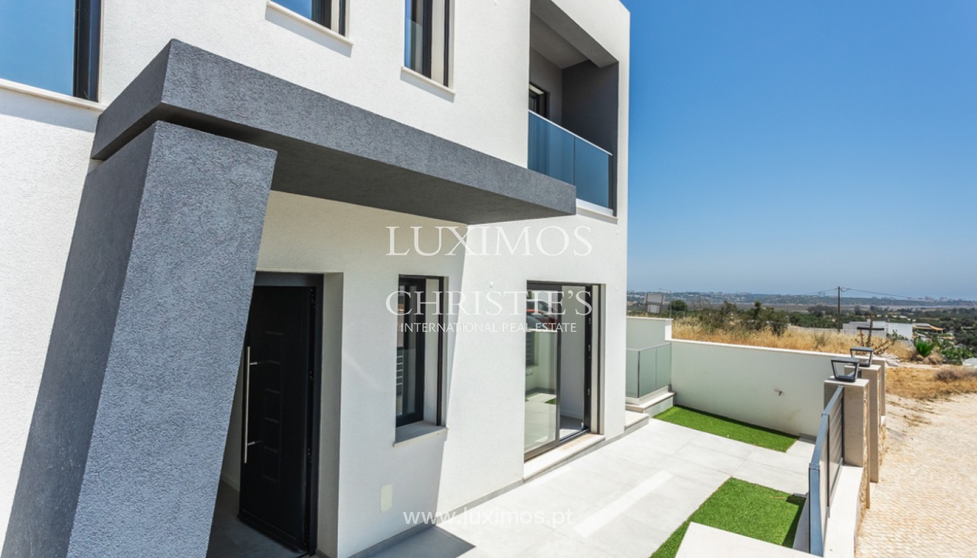 3 Bedroom Villa/Townhouse's Image 21