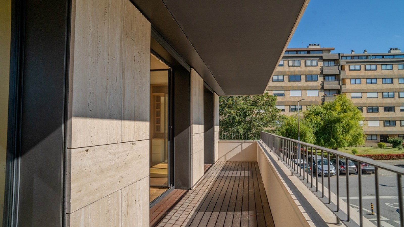Apartamento T4 com varandas à venda na Foz do Douro no Porto_331259