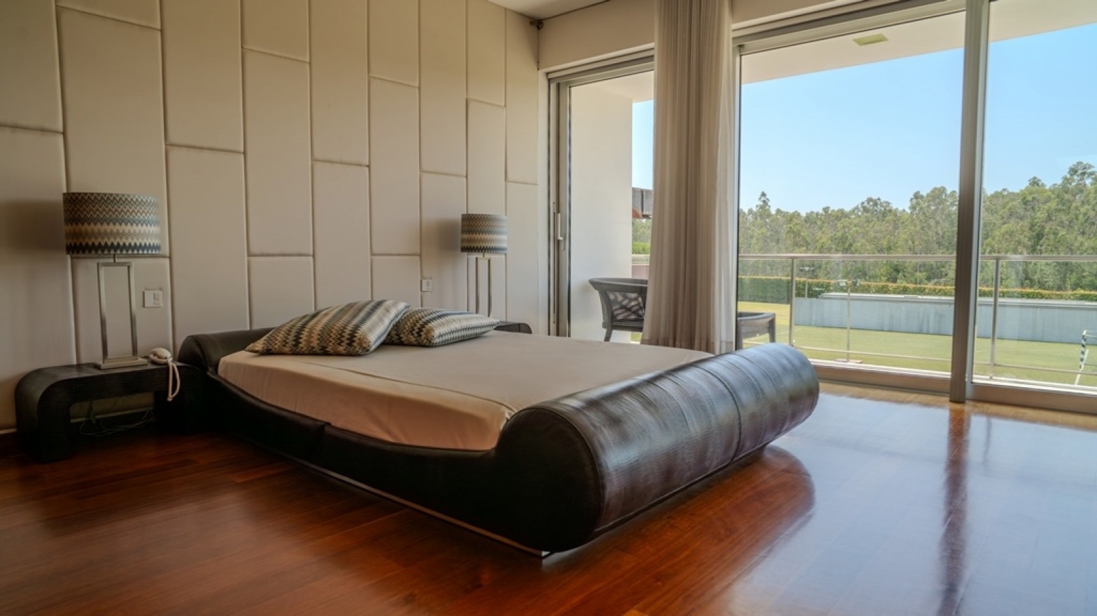 Villa with garden, pool and soccer pitch for sale in Ovar, Portugal_331274