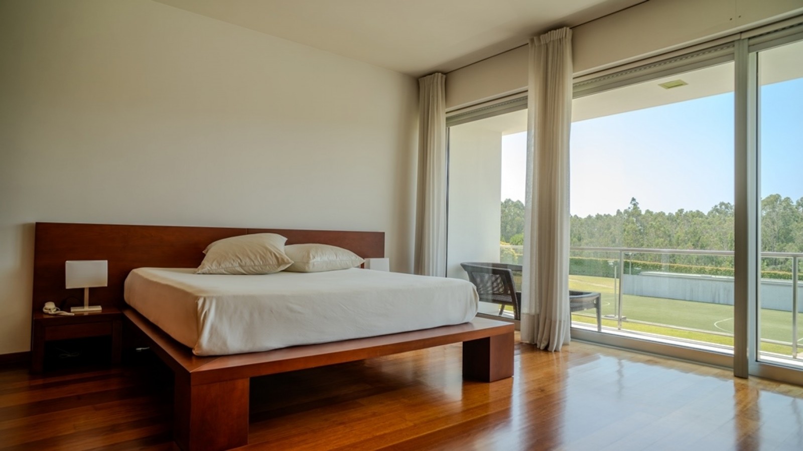 Villa with garden, pool and soccer pitch for sale in Ovar, Portugal_331279