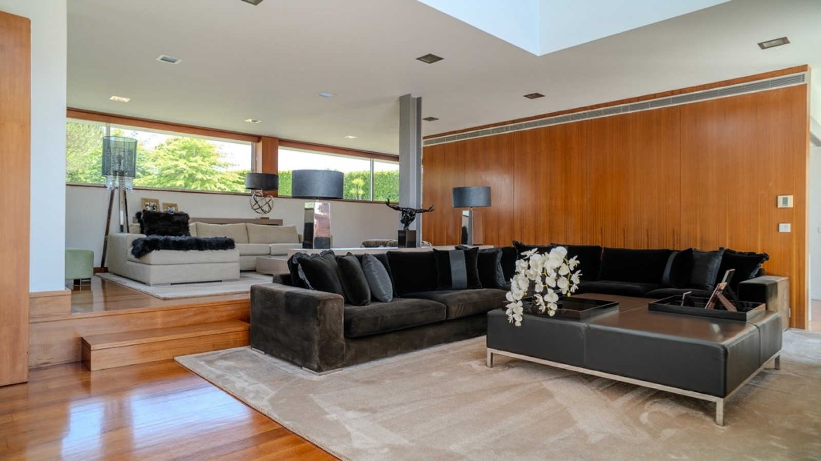 Villa with garden, pool and soccer pitch for sale in Ovar, Portugal_331286